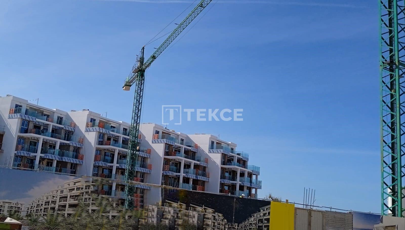 2 slaapkamer Flat te koop in Denia met zwembad - € 499.000 (Ref: 10042327)