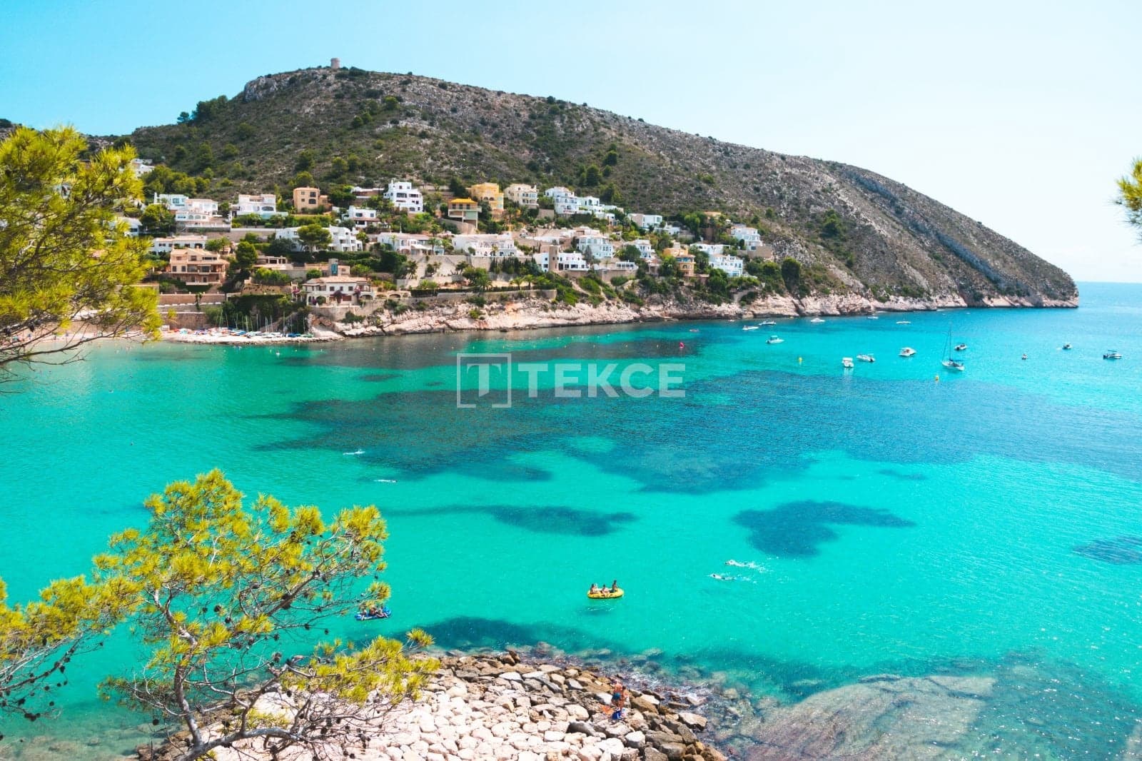 2 slaapkamer Flat te koop in Denia met zwembad - € 499.000 (Ref: 10042327)
