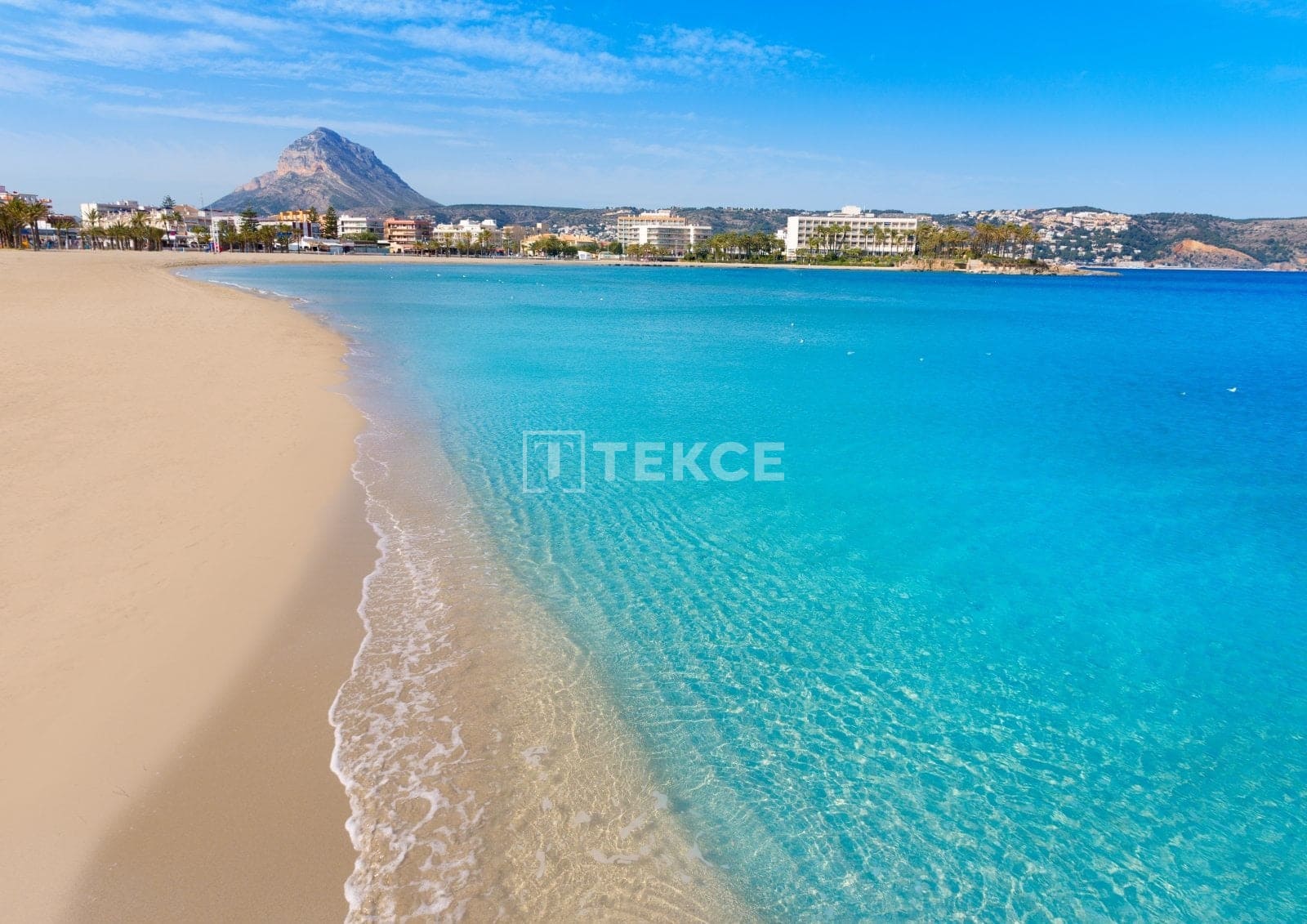 2 slaapkamer Flat te koop in Denia met zwembad - € 499.000 (Ref: 10042327)