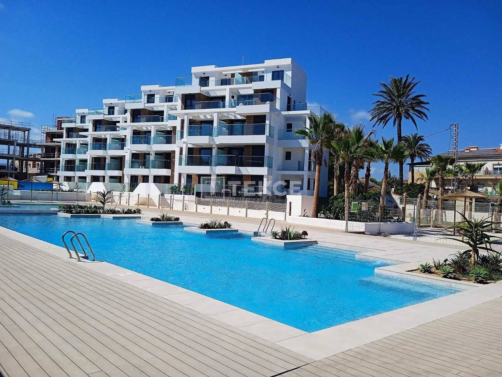 2 slaapkamer Flat te koop in Denia met zwembad - € 499.000 (Ref: 10042327)