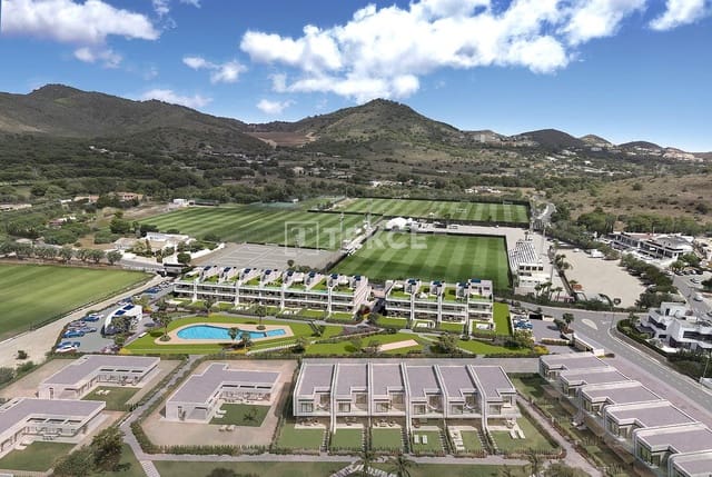 3 soveværelse Lejlighed til salg i La Manga Club, Cartagena med swimmingpool - € 435.000 (Ref: 10080252)