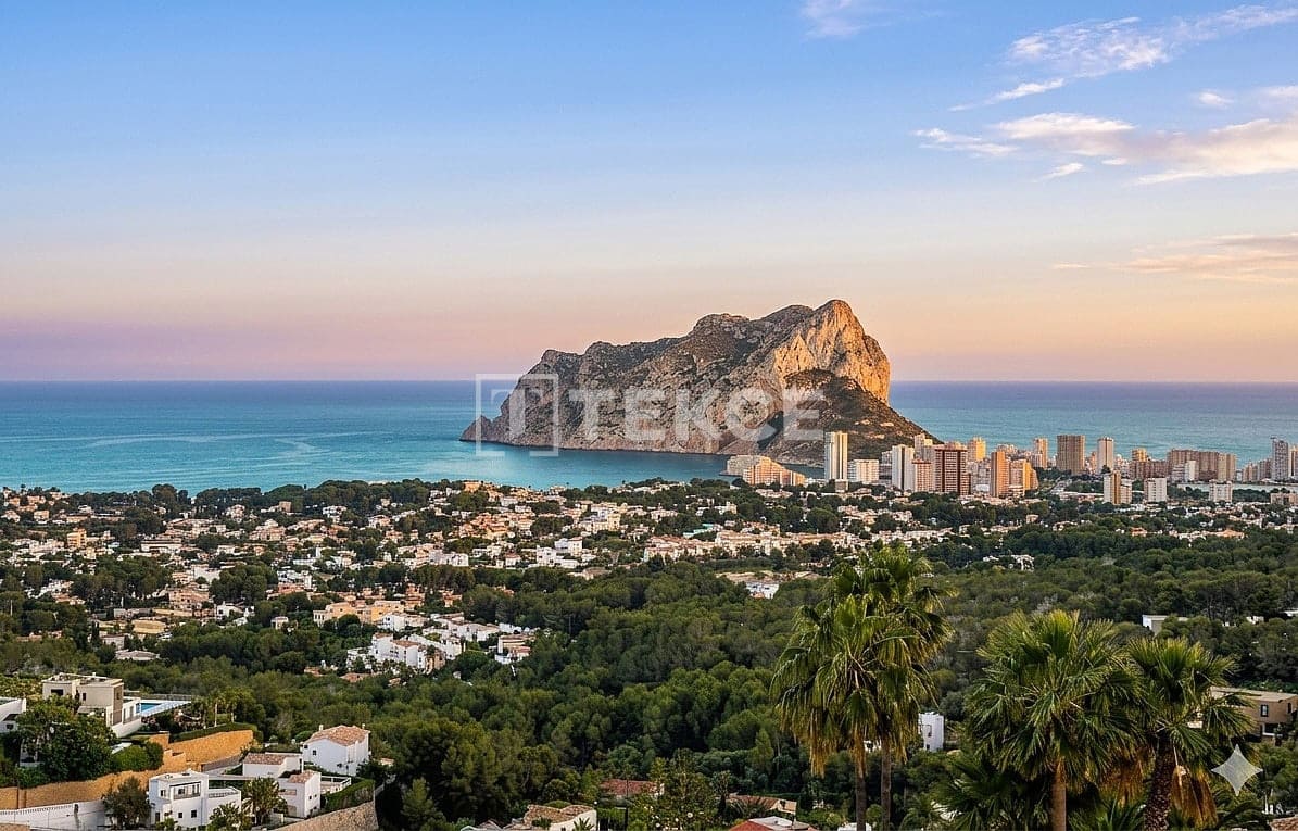 4 quarto Moradia para venda em Benissa com piscina - 3 900 000 € (Ref: 10097404)