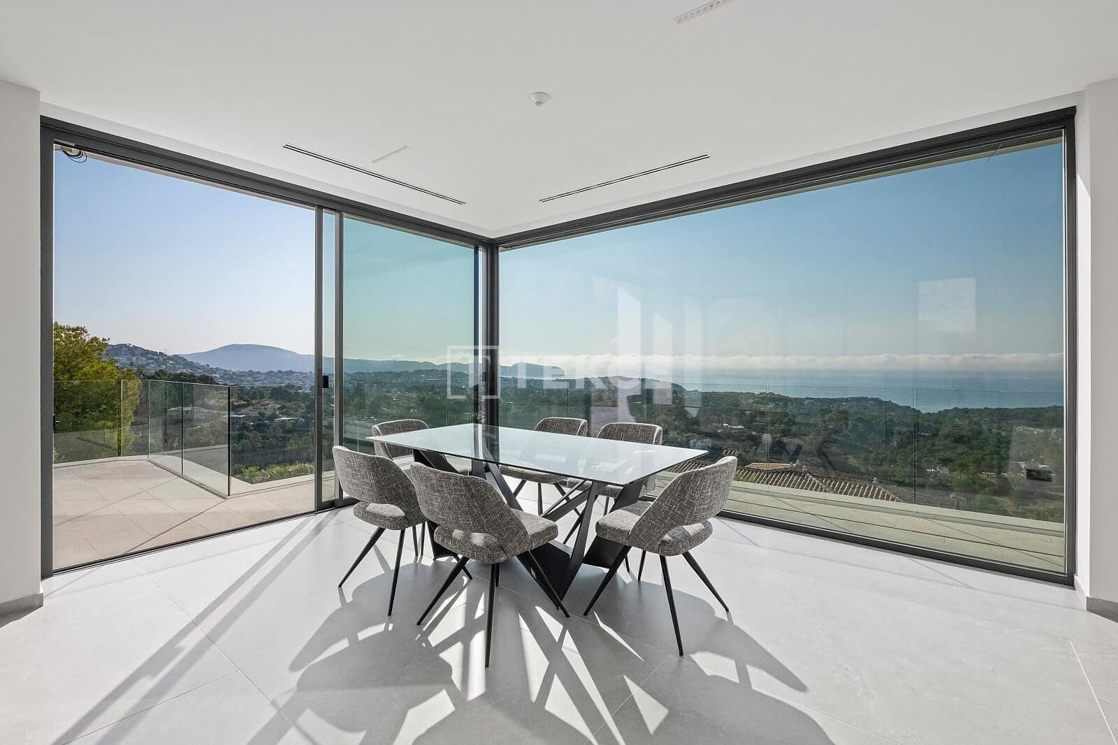 4 quarto Moradia para venda em Benissa com piscina - 3 900 000 € (Ref: 10097404)