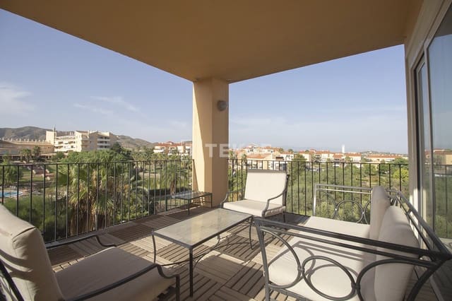 Piso de 2 habitaciones en Alhaurín de la Torre en venta con piscina - 365.000 € (Ref: 10097405)