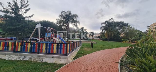 Piso de 2 habitaciones en Alhaurín de la Torre en venta con piscina - 365.000 € (Ref: 10097405)