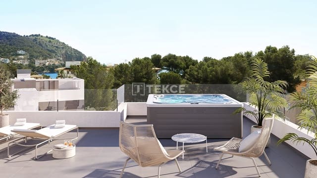 Piso de 2 habitaciones en Canyamel, Capdepera en venta con piscina - 436.000 € (Ref: 10106602)