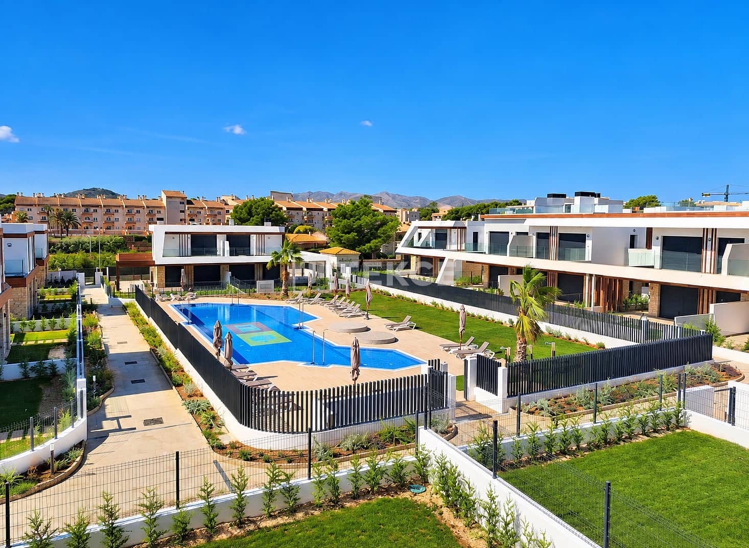 3 bedroom Villa for sale in Cala Ratjada with pool garage - € 980,000 (Ref: 10118624)