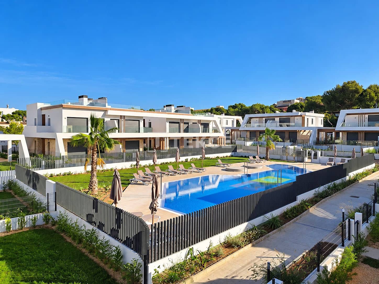 3 bedroom Villa for sale in Cala Ratjada with pool garage - € 980,000 (Ref: 10118624)