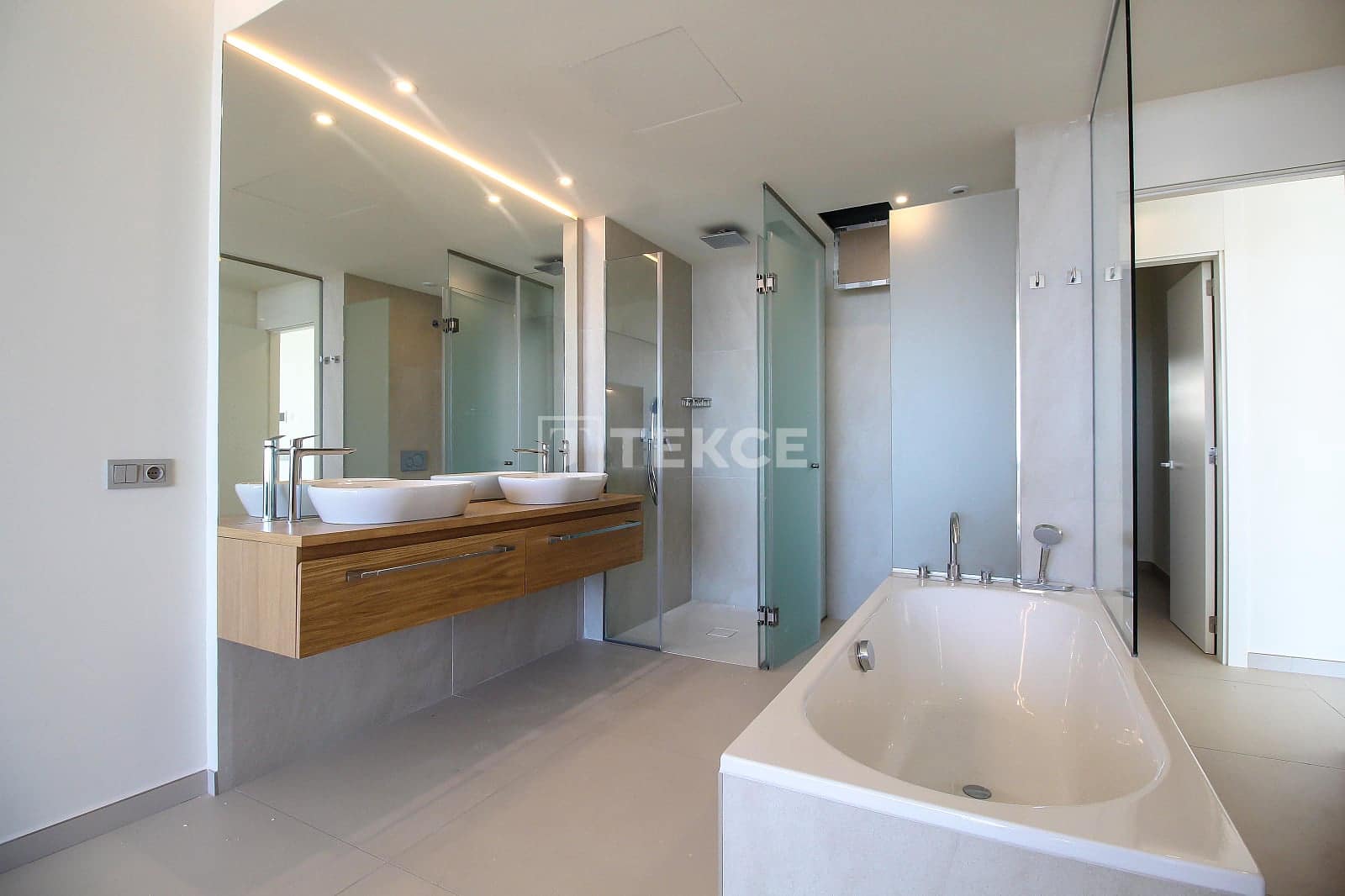 3 quarto Apartamento para venda em Fuengirola com piscina garagem - 1 050 000 € (Ref: 10127506)