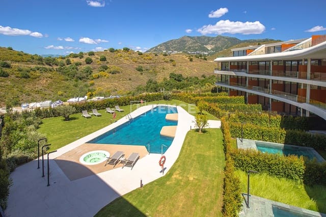 3 quarto Apartamento para venda em El Higuerón, Fuengirola com piscina garagem - 1 050 000 € (Ref: 10127506)
