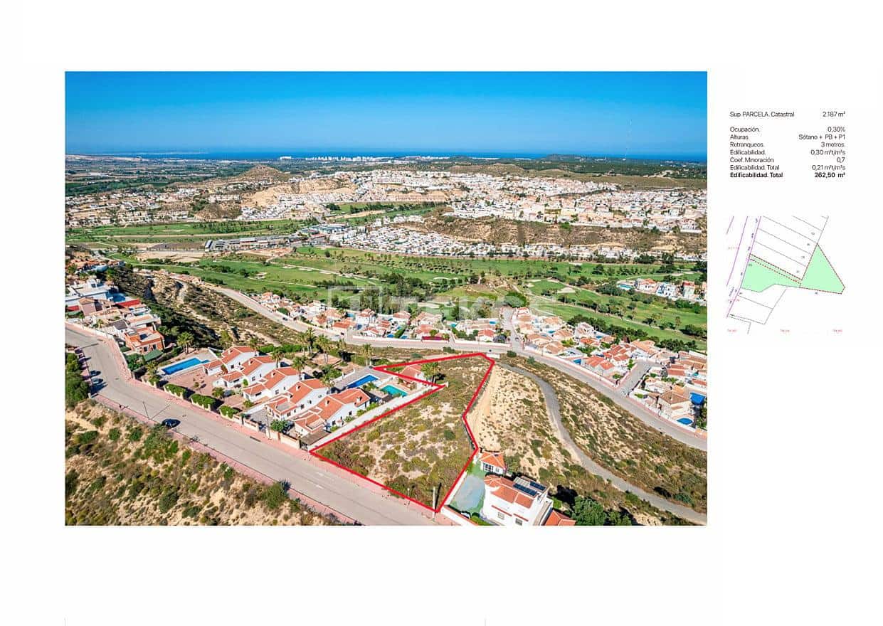 4 bedroom Villa for sale in Ciudad Quesada with pool - € 1,590,000 (Ref: 10135337)