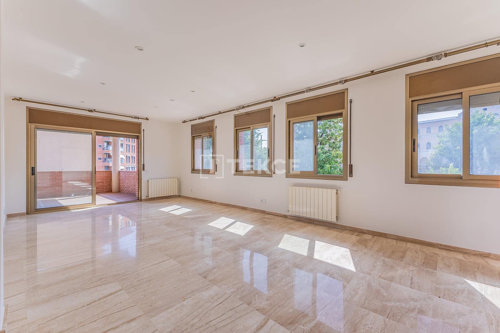 8 sypialnia Willa na sprzedaż w Mataro z garażem - 1 150 000 € (Ref: 10150185)