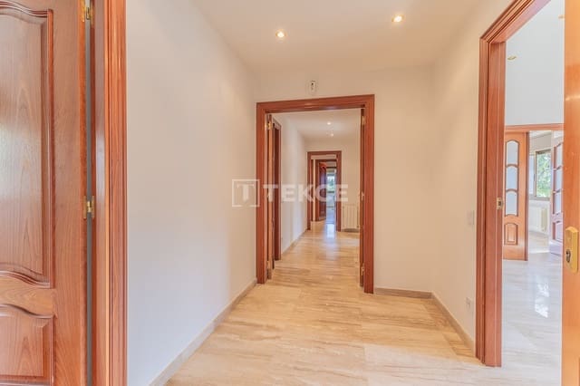 8 sypialnia Willa na sprzedaż w Mataró z garażem - 1 150 000 € (Ref: 10150185)
