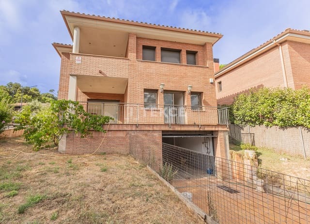 8 sypialnia Willa na sprzedaż w Mataró z garażem - 1 150 000 € (Ref: 10150185)