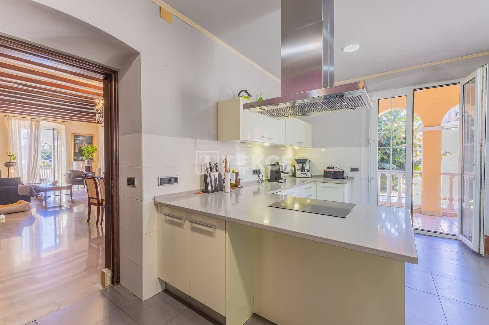 Chalet de 9 habitaciones en Teià en venta con piscina garaje - 1.800.000 € (Ref: 10150186)
