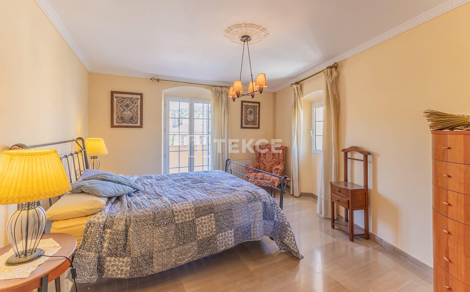 Chalet de 9 habitaciones en Teià en venta con piscina garaje - 1.800.000 € (Ref: 10150186)