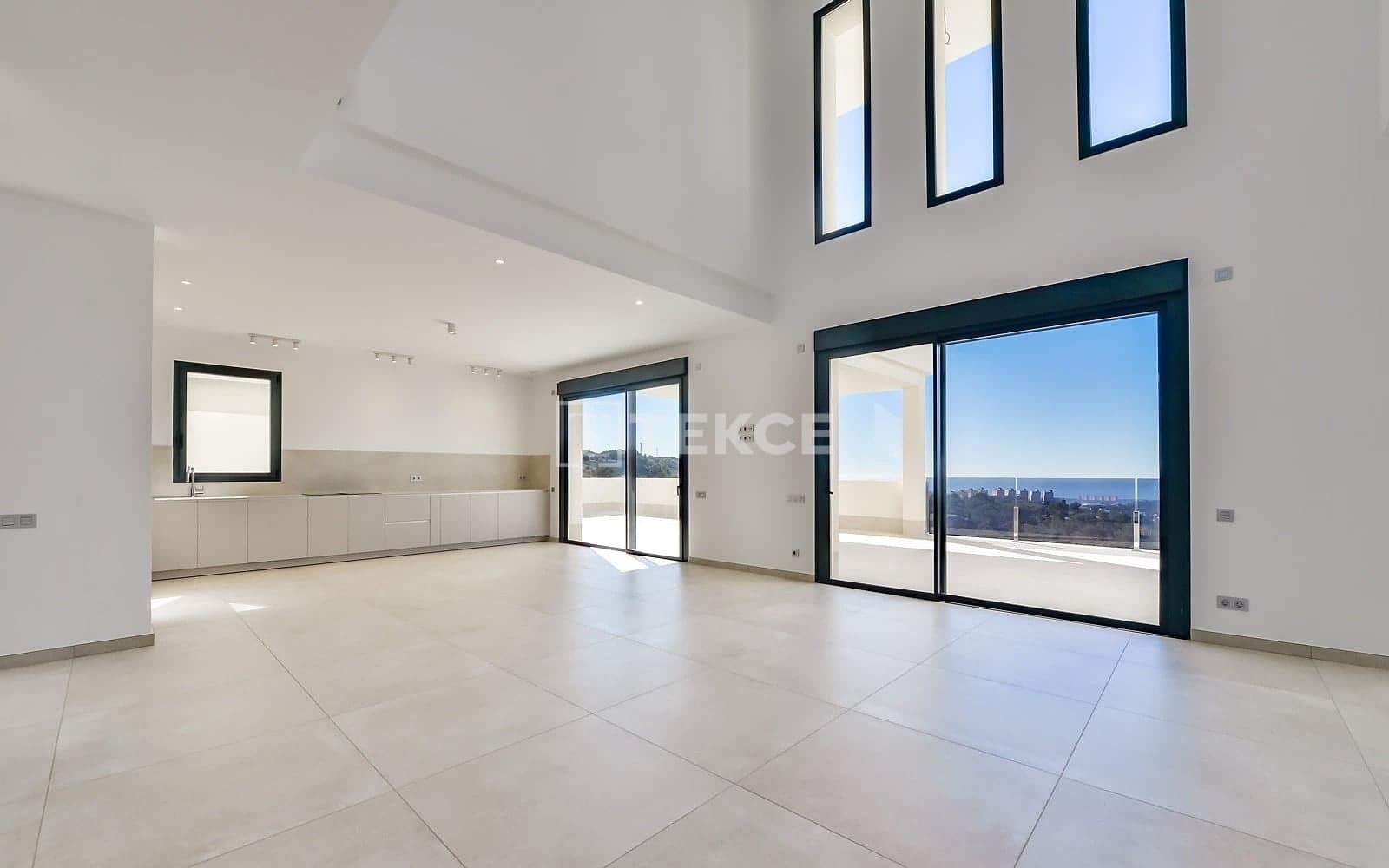 8 soverom Villa til salgs i Finestrat med svømmebasseng - € 2 600 000 (Ref: 10158840)