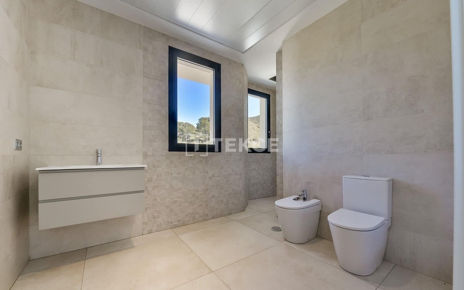 8 soverom Villa til salgs i Finestrat med svømmebasseng - € 2 600 000 (Ref: 10158840)