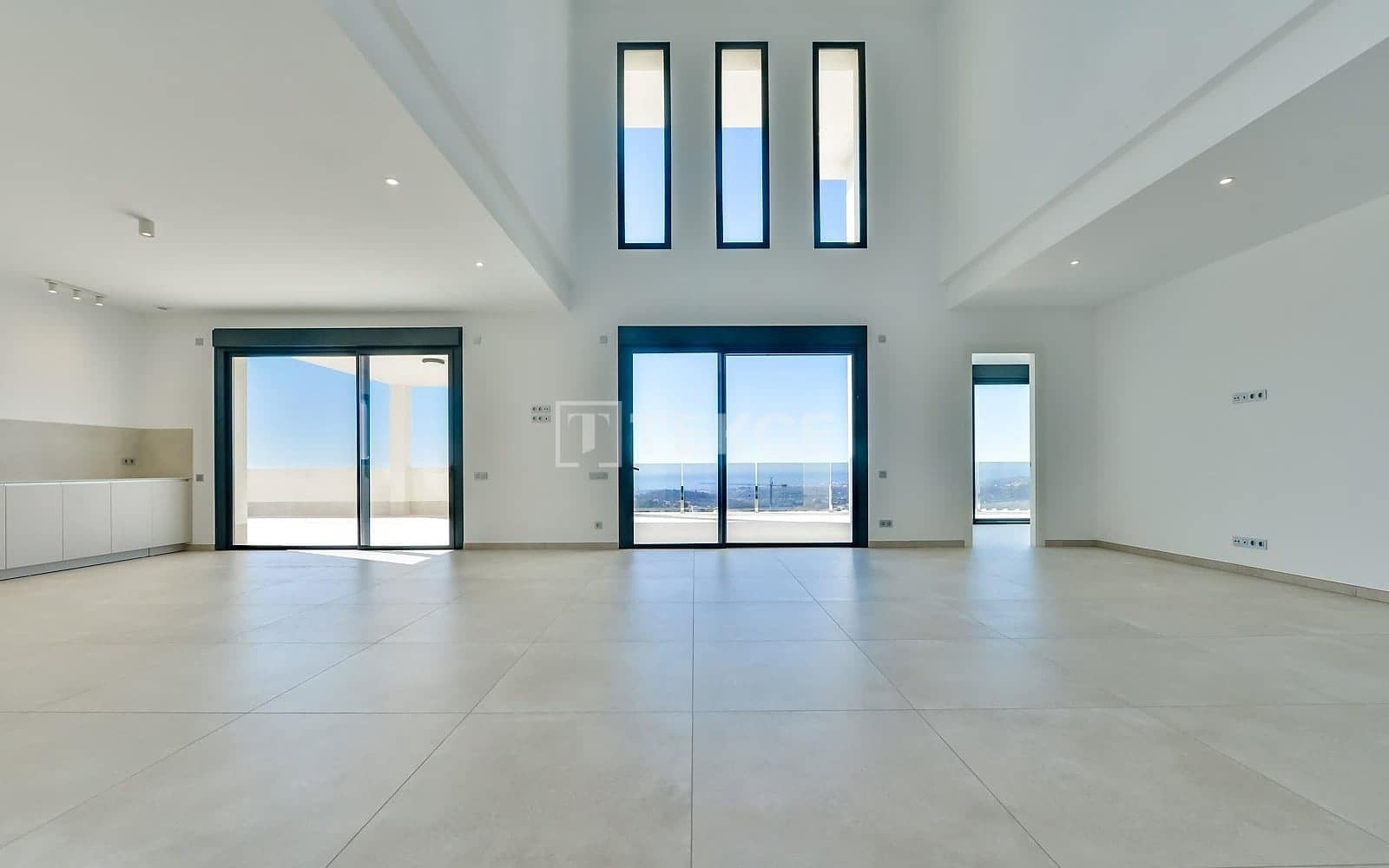 8 soverom Villa til salgs i Finestrat med svømmebasseng - € 2 600 000 (Ref: 10158840)