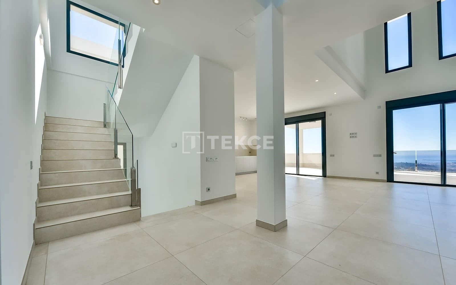 8 soverom Villa til salgs i Finestrat med svømmebasseng - € 2 600 000 (Ref: 10158840)