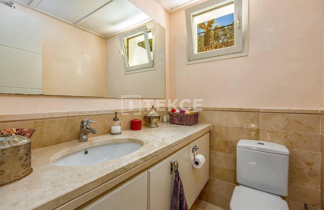 3 sypialnia Willa na sprzedaż w Calahonda z basenem garażem - 500 000 € (Ref: 10165946)