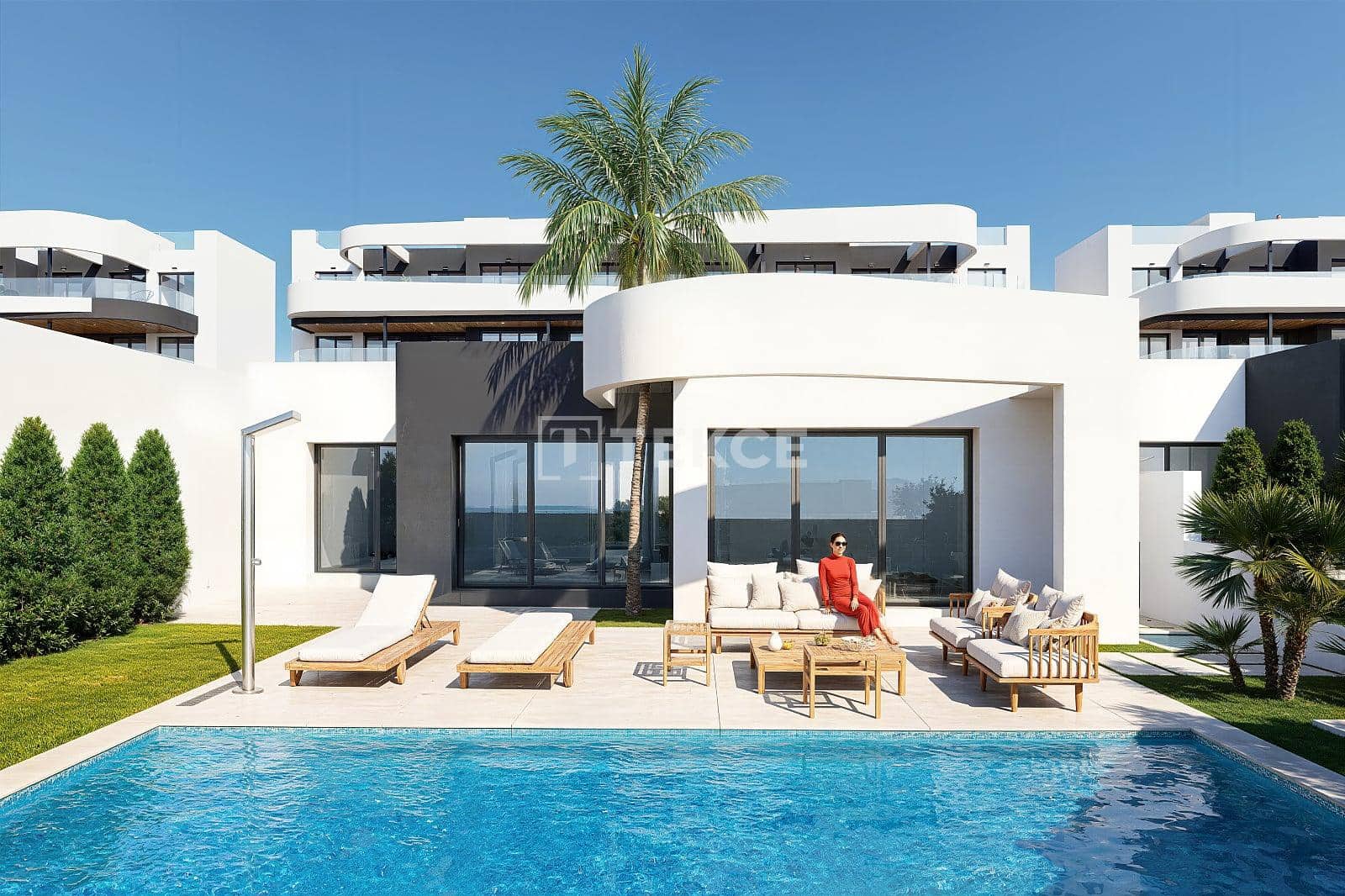 3 soveværelse Villa til salg i Los Alcazares med swimmingpool - € 599.000 (Ref: 10165948)