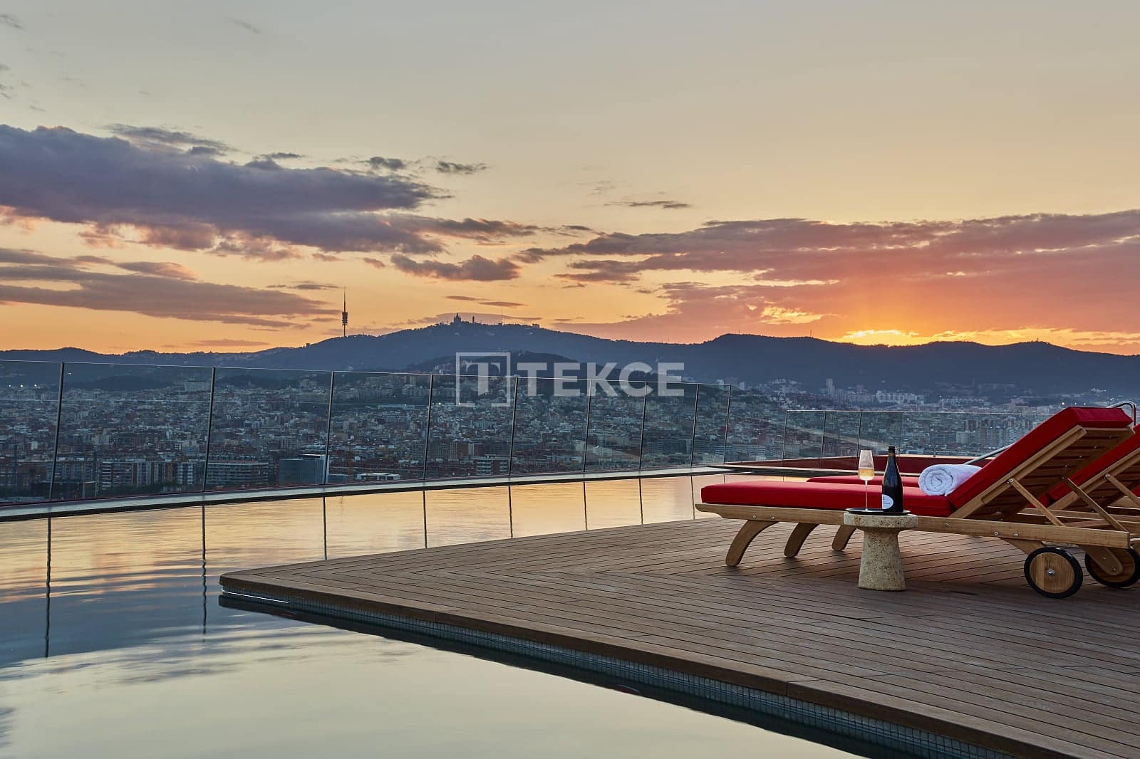 4 Zimmer Wohnung zu verkaufen in Barcelona Stadt mit Pool Garage - 5.665.000 € (Ref: 10176103)