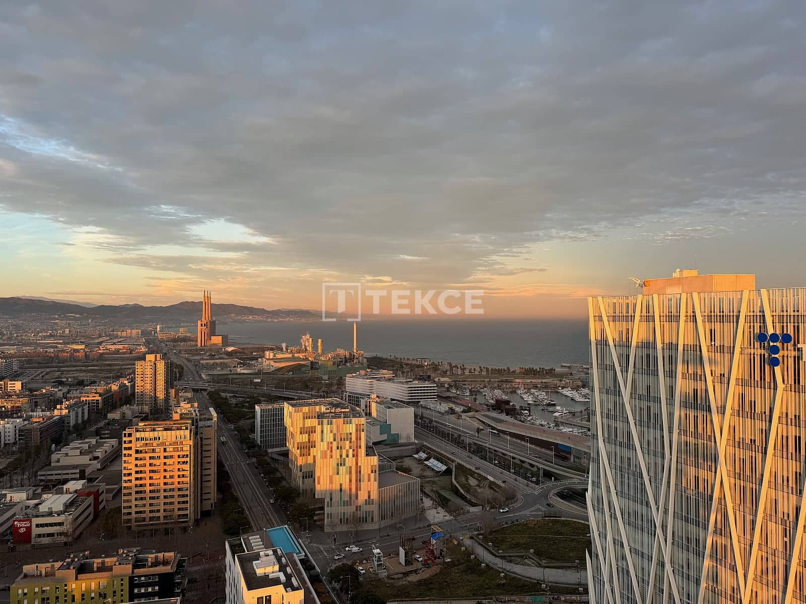 4 Zimmer Wohnung zu verkaufen in Barcelona Stadt mit Pool Garage - 5.665.000 € (Ref: 10176103)