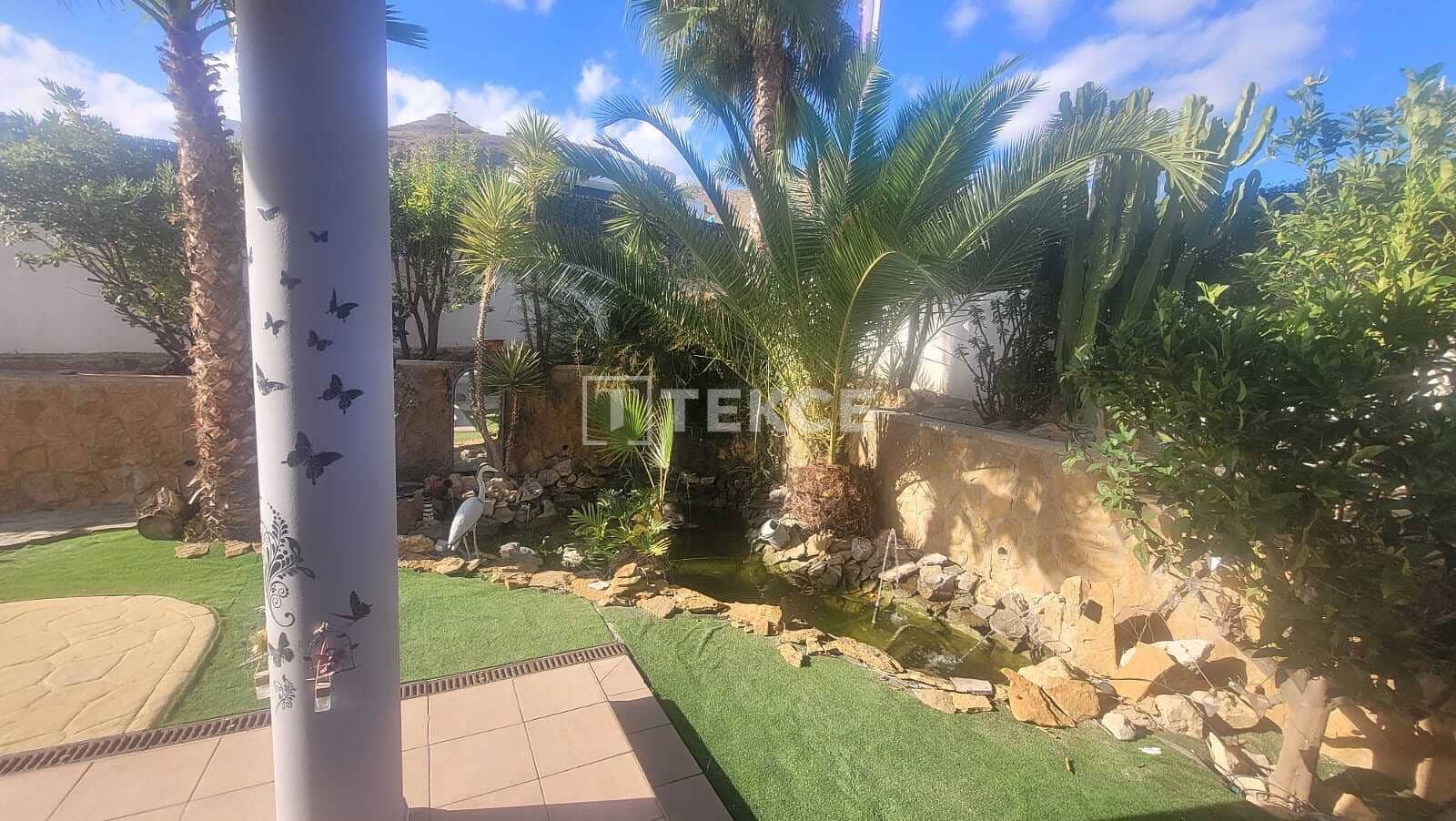 3 quarto Moradia para venda em Finestrat com piscina - 625 000 € (Ref: 8964566)