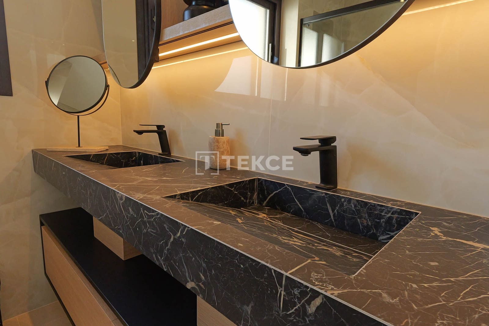 3 sypialnia Willa na sprzedaż w Ciudad Quesada z basenem - 871 000 € (Ref: 8964567)