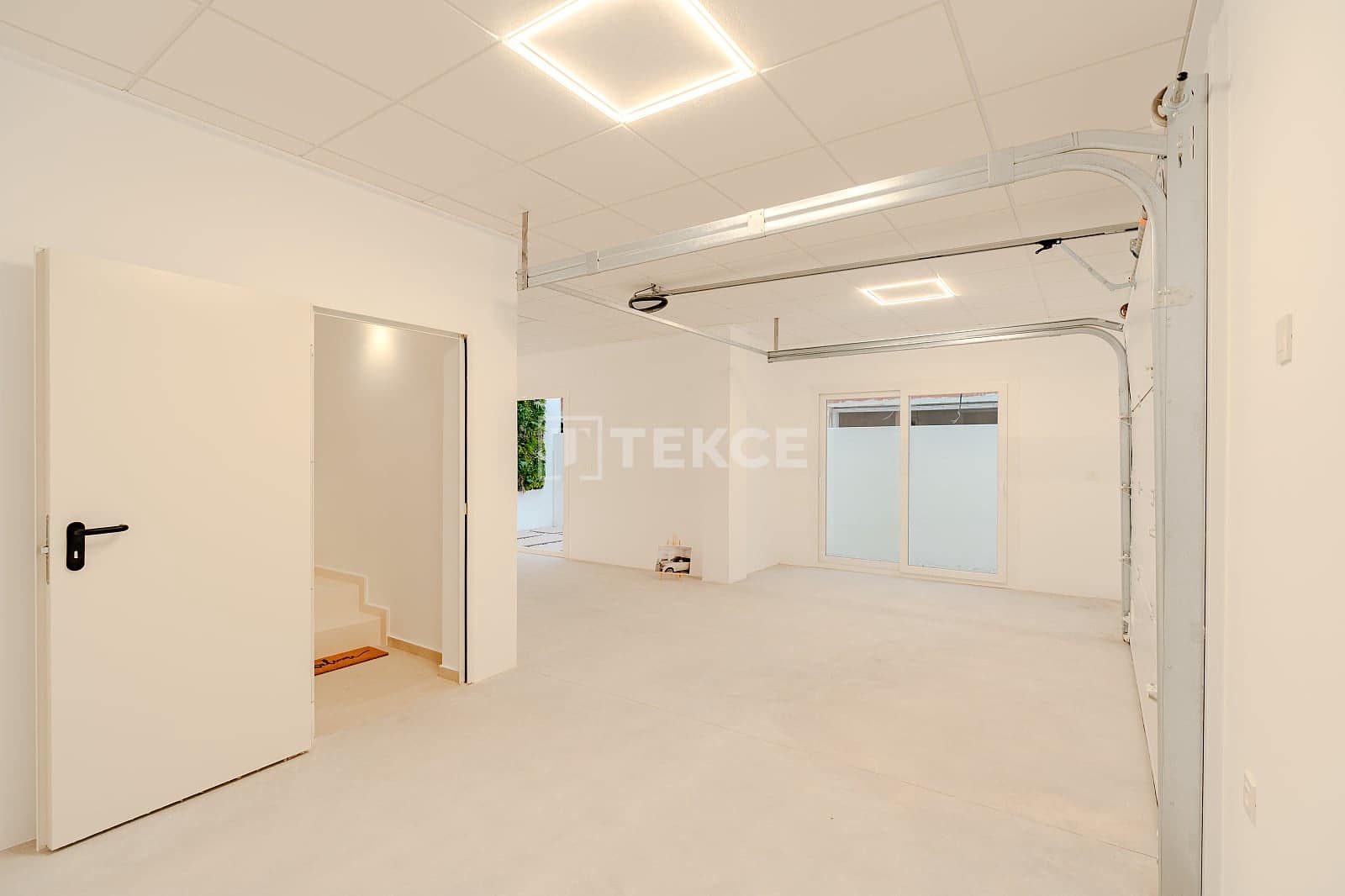 Chalet de 3 habitaciones en Los Alcázares en venta con piscina - 467.000 € (Ref: 8964587)