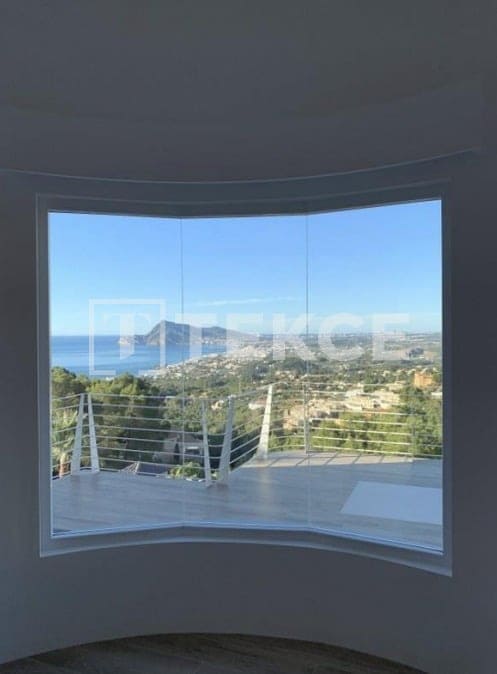 4 sovrum Villa till salu i Altea med pool - 1 750 000 € (Ref: 8964588)