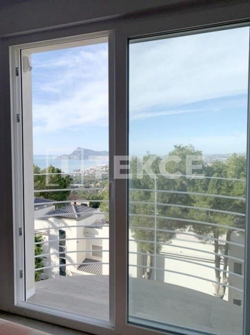 4 sovrum Villa till salu i Altea med pool - 1 750 000 € (Ref: 8964588)