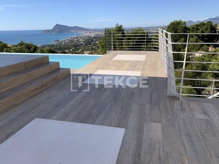 4 sovrum Villa till salu i Altea med pool - 1 750 000 € (Ref: 8964588)