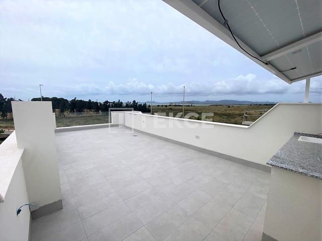 3 slaapkamer Villa te koop in Los Alcázares met zwembad - € 420.000 (Ref: 8964615)