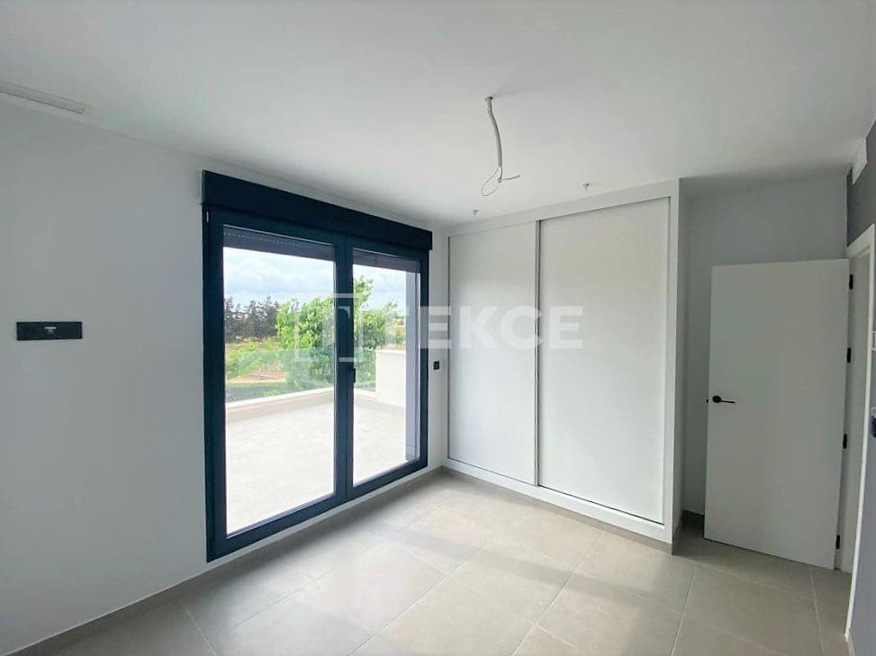 3 slaapkamer Villa te koop in Los Alcazares met zwembad - € 420.000 (Ref: 8964615)