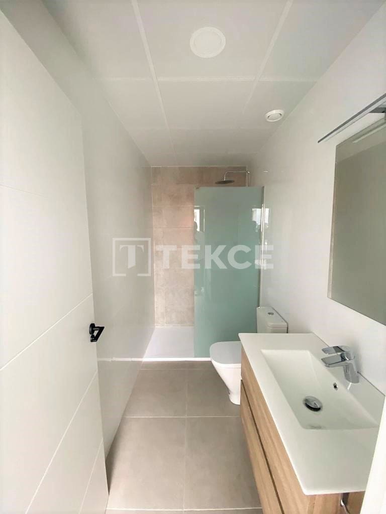 3 slaapkamer Villa te koop in Los Alcazares met zwembad - € 420.000 (Ref: 8964615)