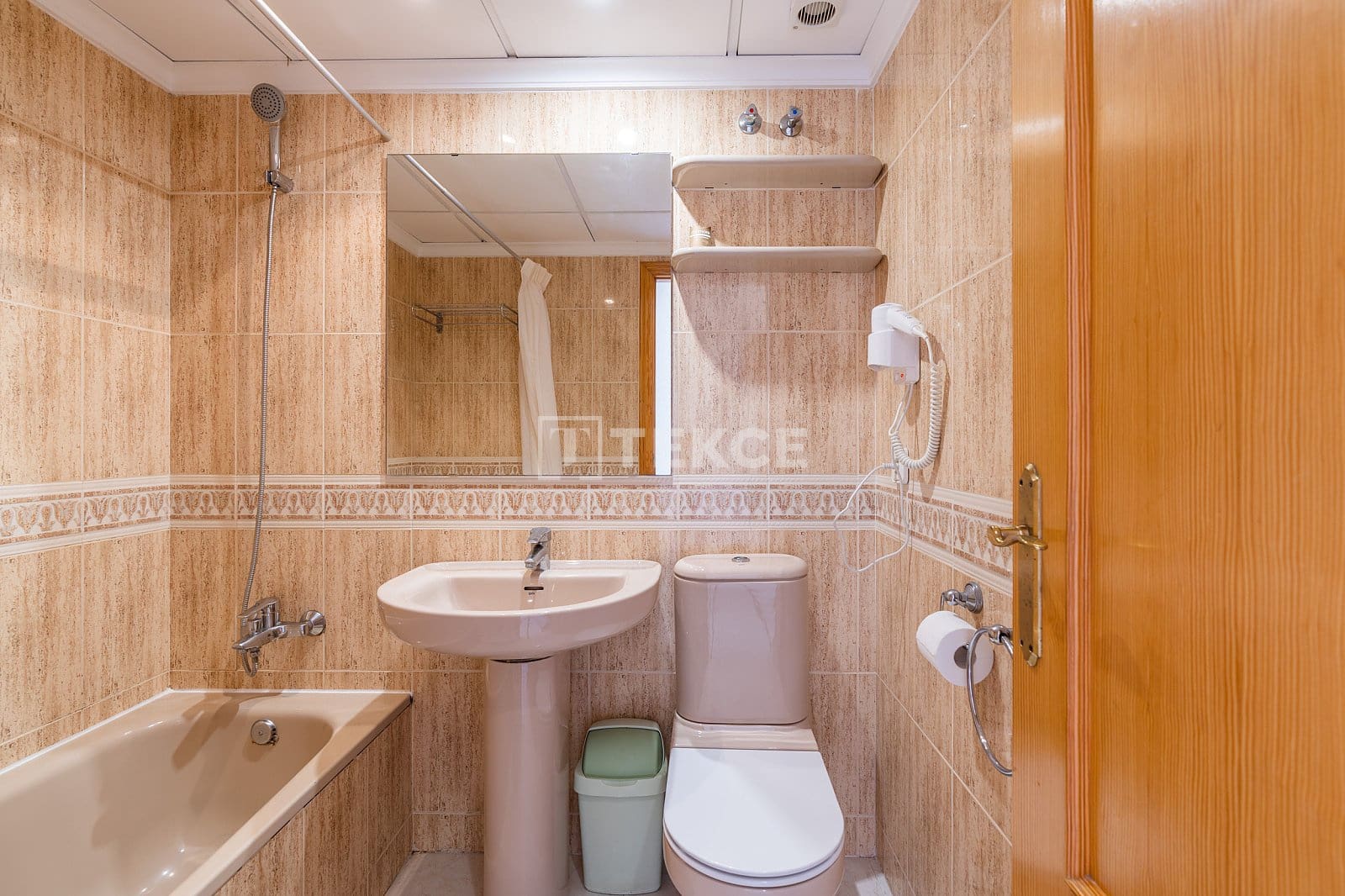 1 quarto Apartamento para venda em Calpe / Calp com piscina - 175 000 € (Ref: 8964616)