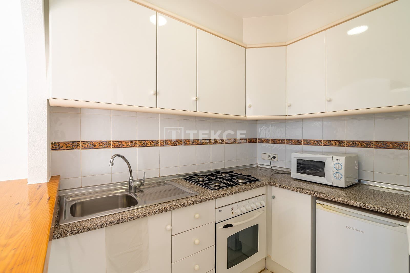 1 makuuhuone Asunto myytävänä paikassa Calpe / Calp mukana uima-altaan - 175 000 € (Ref: 8964617)