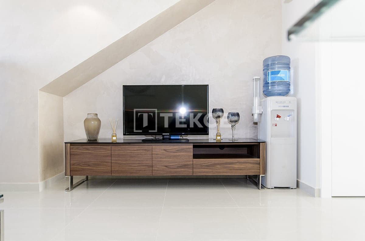 3 bedroom Flat for sale in Los Altos with pool - € 290,000 (Ref: 8964625)