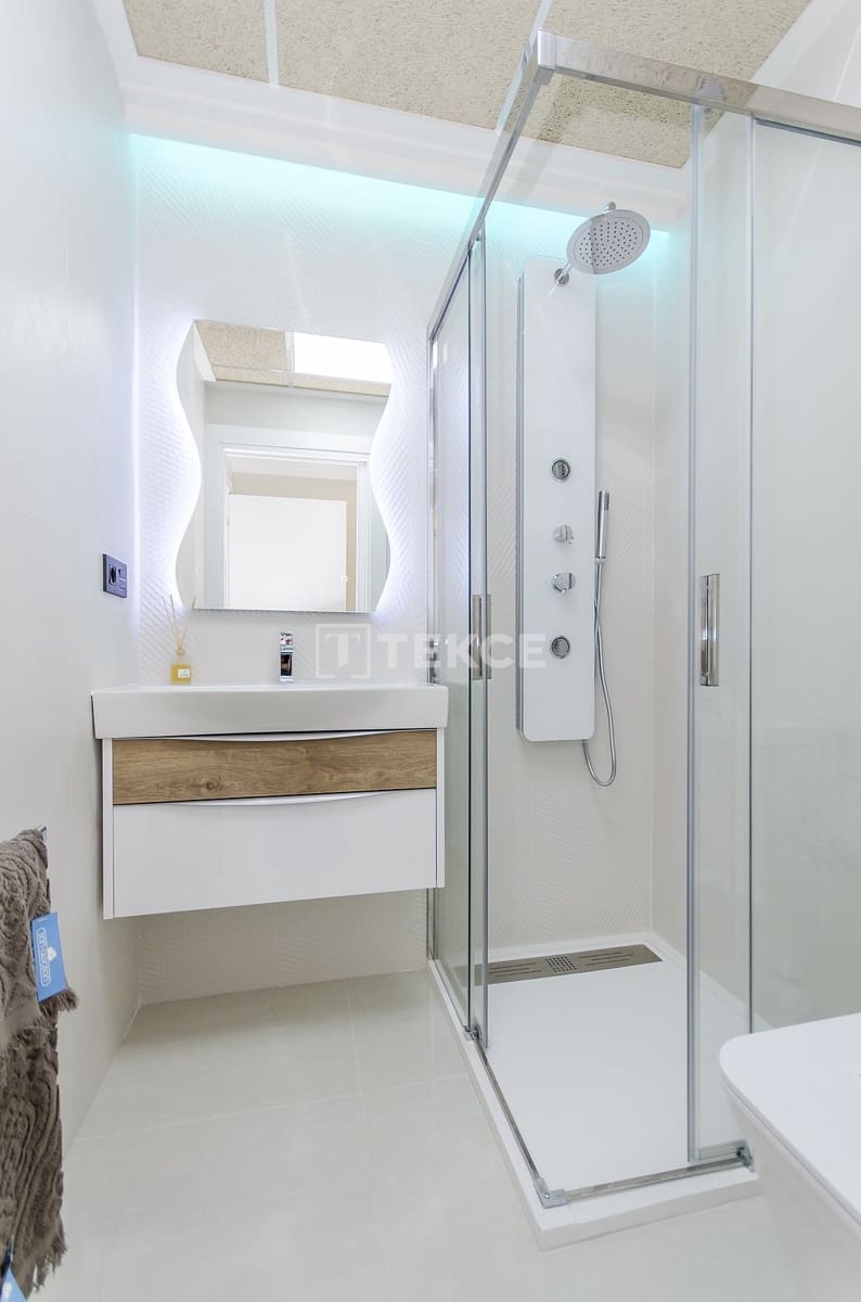 3 bedroom Flat for sale in Los Altos with pool - € 290,000 (Ref: 8964625)