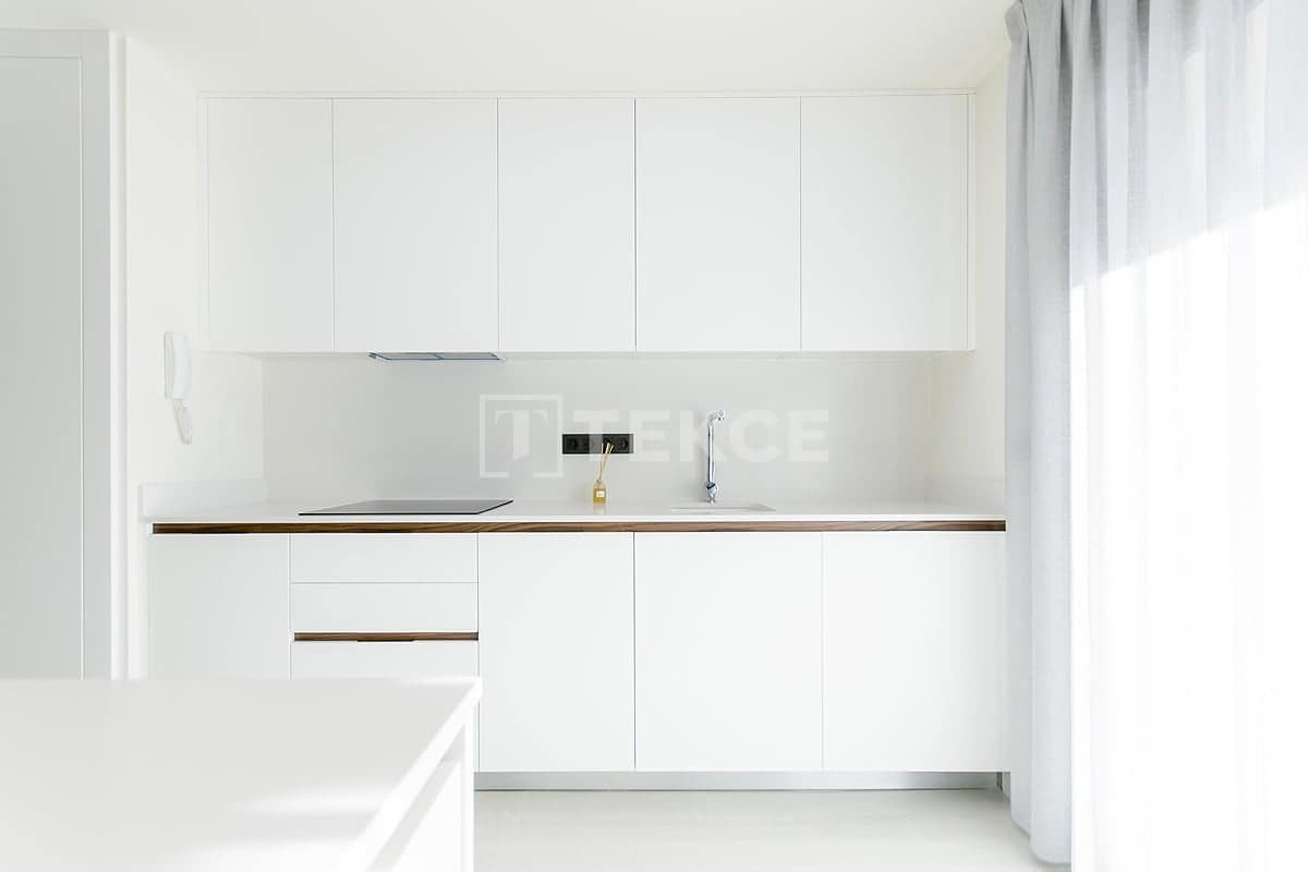 3 makuuhuone Asunto myytävänä paikassa Los Altos mukana uima-altaan - 325 000 € (Ref: 8964627)