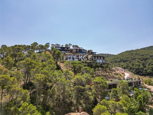 4 bedroom Villa for sale in Sa Riera, Begur with pool - € 2,675,000 (Ref: 8964668)