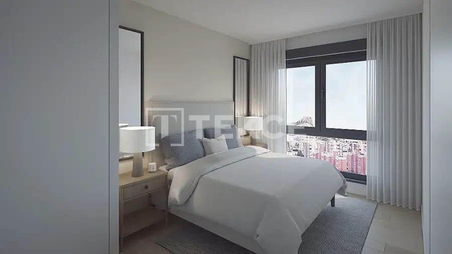 3 bedroom Flat for sale in Alicante / Alacant city with pool - € 422,000 (Ref: 8964681)