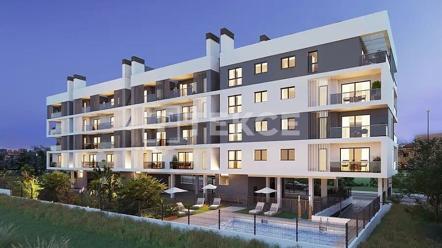 3 bedroom Flat for sale in Alicante / Alacant city with pool - € 422,000 (Ref: 8964681)