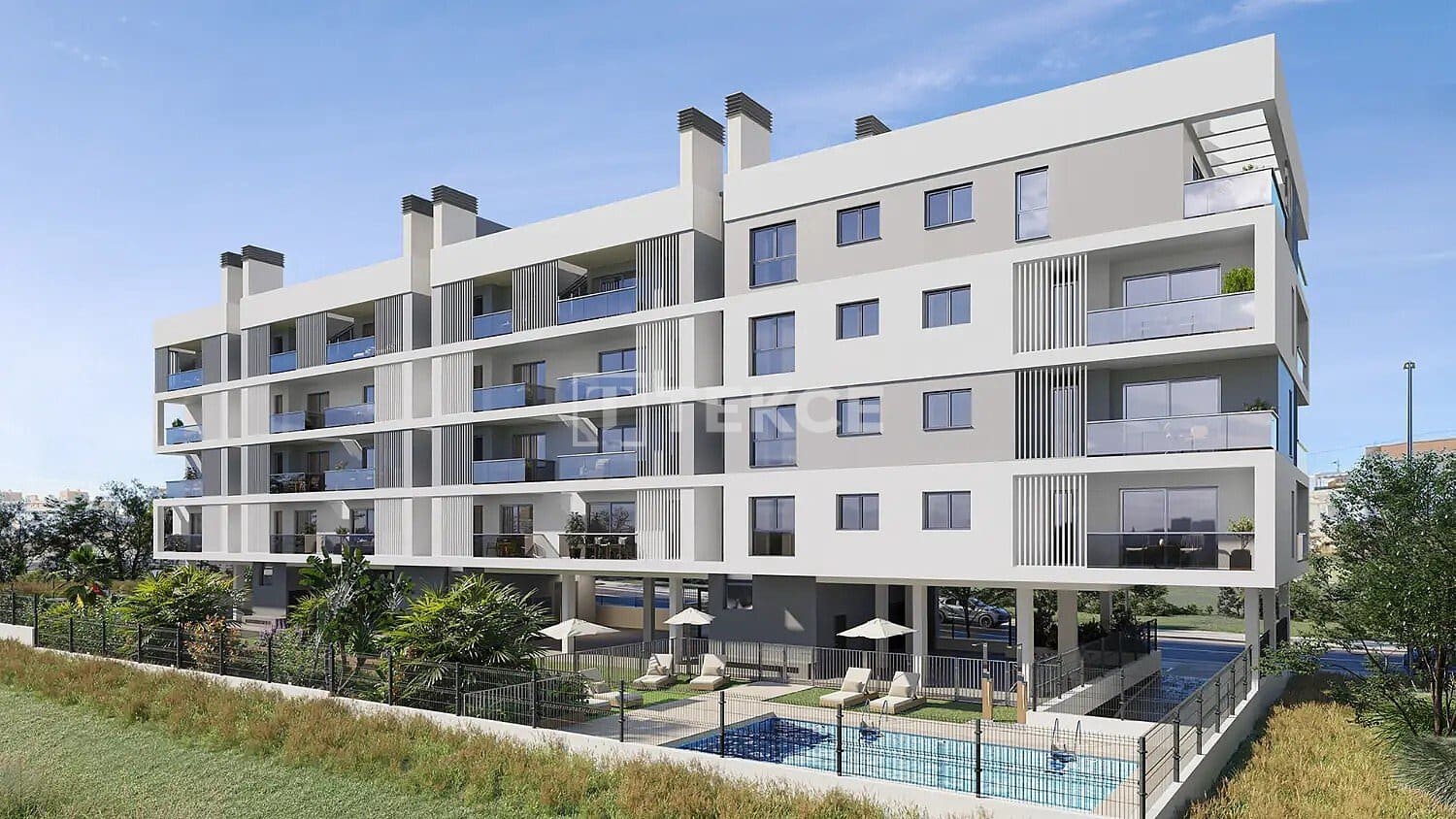 3 bedroom Flat for sale in Alicante / Alacant city with pool - € 422,000 (Ref: 8964681)