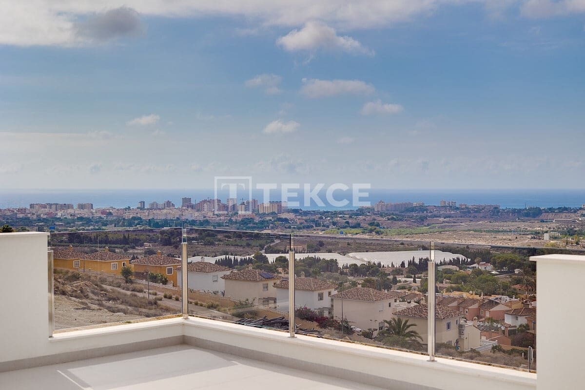 3 sypialnia Willa na sprzedaż w Muchamiel / Mutxamel z basenem - 450 000 € (Ref: 8964692)