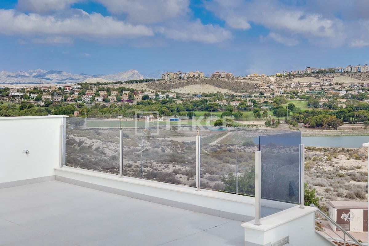 3 sypialnia Willa na sprzedaż w Muchamiel / Mutxamel z basenem - 450 000 € (Ref: 8964692)