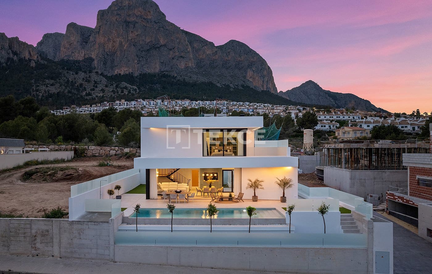 3 sypialnia Willa na sprzedaż w Polop z basenem - 725 000 € (Ref: 8964711)