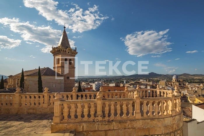 5 chambre Villa/Maison à vendre à Yecla avec piscine - 774 000 € (Ref: 8964724)